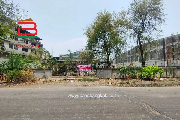 ที่ดินแปลงสวยพร้อมสิ่งปลูกสร้าง เนื้อที่ 2-3-33 ไร่ ซอยเทศบาลบางปู(โรงฟอกหนังกม.30) ถนนสุขุมวิท ต.ท้ายบ้าน อ.เมือง จ.สมุทรปราการ