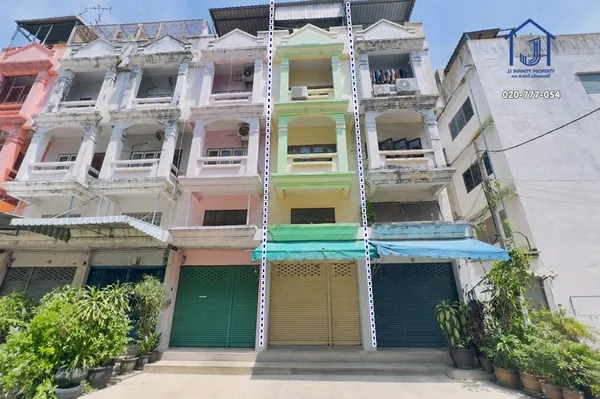 ขายตึกแถว 3.5 ชั้น หมู่บ้านสินทวี เซ็นเตอร์ ถนนพระราม 2 ซอย 28 แยก 5 ใกล้สถานีรถไฟฟ้า BTS บางหว้า