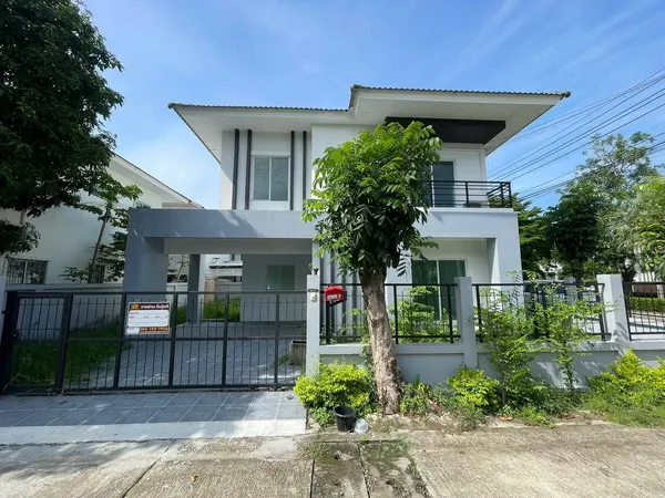 ขายถูกมาก!! บ้านเดี่ยว 2 ชั้น ม.แลนซีโอคริป รัตนาธิเบศร์-ท่าอิฐ ทำเลทอง ใกล้รถไฟฟ้า โลตัส 
เซ็นทรัลฯ
