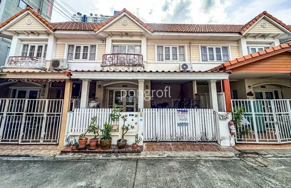ขายทาวน์เฮ้าส์ หมู่บ้านเปี่ยมสุข รัตนาธิเบศร์ 34 ซ.รัตนาธิเบศร์38 ซอย 1 ติดถนนเมน ใกล้ MRT สะพานพระนั่งเกล้า 3 นอน 19.6