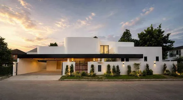 WANGTANN Pool Villa บ้านหรูพูลวิลล่า สง่างาม แต่เน้นความเรียบง่าย เงียบสงบ สะดวกสบาย ตกแต่งพร้อมเข้าอยู่ หางดง เชียงใหม่