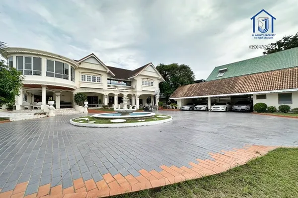 ขายบ้านเดี่ยวหรู  2 ชั้น  หมู่บ้านเอกไพลิน ศรีนครินทร์  321 ตารางวา  ซอยศรีด่าน 6  ใกล้ BTS สถานีศรีด่าน