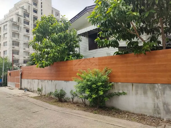 ให้เช่าบ้านเดี่ยว 2 ชั้น 3 ห้องนอน สุขุมวิท 103 อุดมสุข 48 บริเวณบ้านกว้าง สวนหน้าบ้าน ร่มรื่น ใกล้ทั้ง BTS อุดมสุข และ