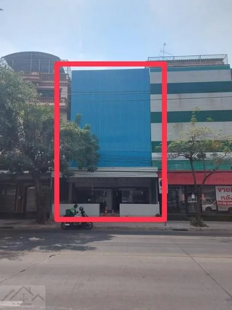 ให้เช่าอาคารพาณิช 2 คูหา 4.5 ชั้น ติดกัน ถนนประชาอุทิศ (เหม่งจ๋าย) รัชดา เขตห้วยขวาง