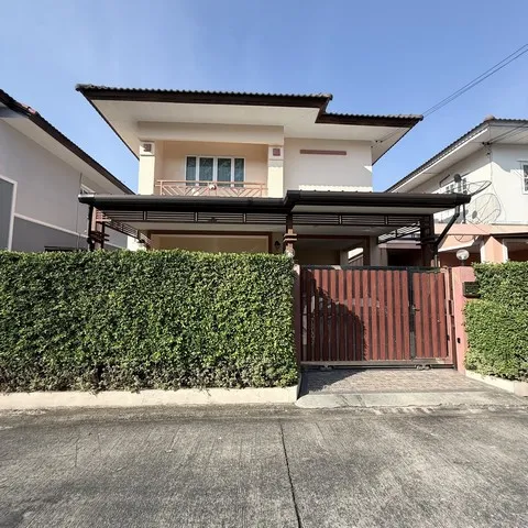 บ้านแฝด สไตล์บ้านเดี่ยว รีโนเวท ใหม่ทั้งหลัง หมู่บ้าน บุรีรมย์ รามอินทรา–ซาฟารี (เลียบคลองสอง 23)