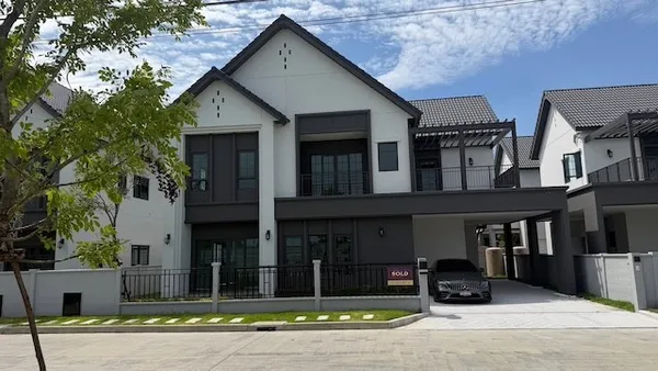 BH4190 ให้เช่า บ้าน BH4190 บ้านเดี่ยวให้เช่าและขาย CENTRO Bangna Phase 2 ใกล้ Mega Bangna พื้นที่ใช้สอย 303 ตร.ม. 120,00