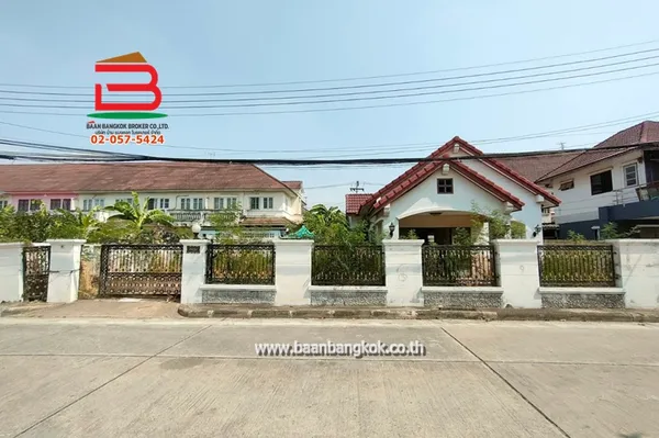 บ้านเดี่ยว หมู่บ้าน สราญธร คลอง 4 เนื้อที่ 82 ตร.ว ใกล้โลตัสคลอง 4 ตำบลบึงยี่โถ อำเภอธัญบุรี จังหวัดปทุมธานี