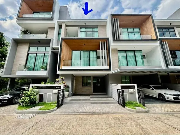 ให้เช่าทาวน์โฮม3ชั้นย่านศรีนครินทร์-ร่มเกล้าNirvana DEFINEศรีนครินทร์-พระราม9