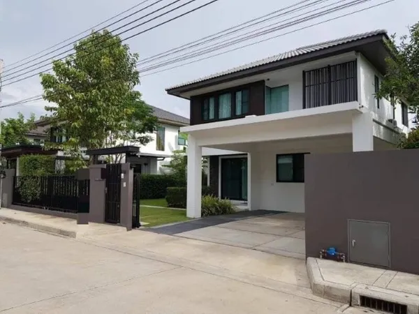 ให้เช่าบ้านเดี่ยวมัณฑนาบางนากม7ตกแต่งสวยแอร์เฟอร์นิเจอร์มี5นอน4น้ำราคาเช่าเดือนละ70,000บาท