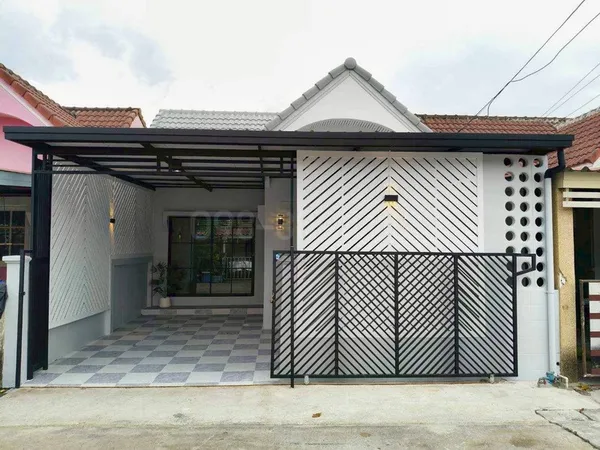ขายบ้านชั้นเดียว หมู่บ้านนันทวัน5 ซอยเลียบวารี11 บ้านสวย ทำเลดี เนื้อที่ 26.8 ตรว 3นอน 2น้ำ บ้านหันหน้าทิศเหนือ