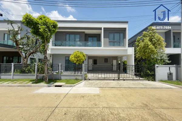 ขายบ้านเดี่ยว 2 ชั้น หมู่บ้านCENTRO รามอินทรา - จตุโชติ 2 ใกล้ทางด่วนกาญจนาภิเษก และทางด่วนจตุโชติ