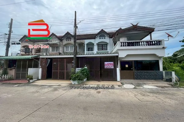ทาวน์เฮาส์ สวนเกษตรไทยสามัคคี คลอง5 - รังสิต เนื้อที่ 20 ตรว. ใกล้สถานสงเคราะห์เด็กอ่อน ถนนรังสิต-นครนายก ตำบลรังสิต อำเภอธัญบุรี จังหวัดปทุมธานี