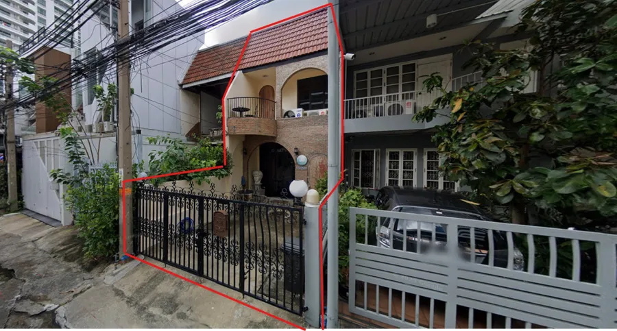 ขายพร้อมผู้เช่า ทาวน์โฮม สุขุมวิท 16