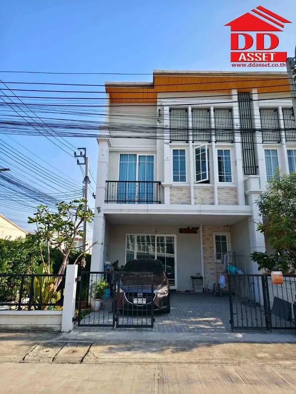 ขายทาวน์โฮม โกลเด้นทาวน์ บางนา-สวนหลวง หลังมุม