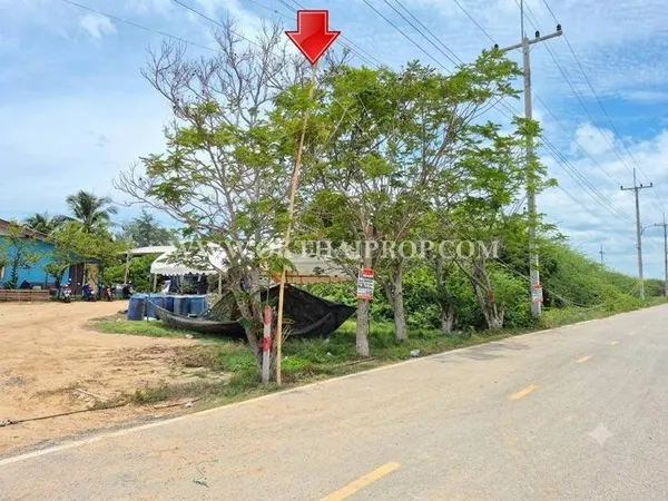 ที่ดิน ติดถนน 3 ด้าน หาดปึกเตียน ต.หนองขนาน อ.เมืองเพชรบุรี จ.เพชรบุรี