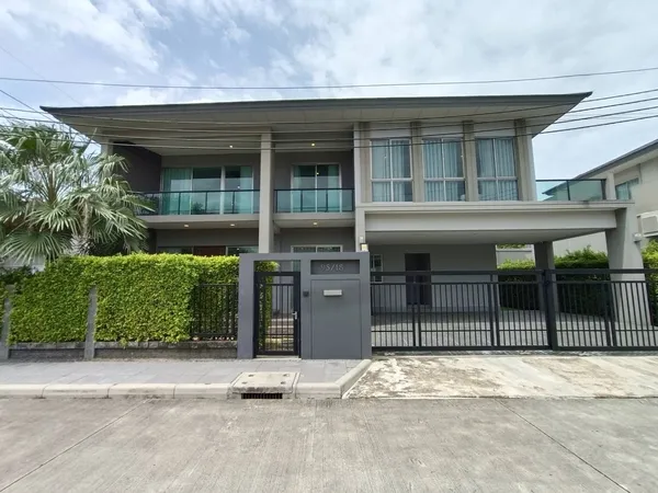 ให้เช่าบ้านเดี่ยว The Palm บางนา-วงแหวน หลังมุม ซอยแรกส่วนตัว 5 นอน เฟอร์ครบ พร้อมเข้าอยู่