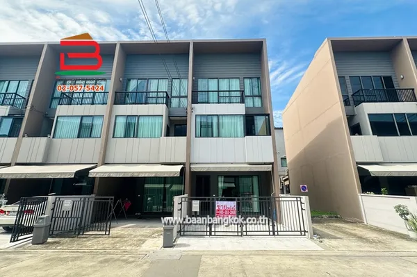 ทาวน์โฮม 3 ชั้น บ้านกลางเมือง ลาดพร้าว-เสรีไทย (ซอยเสรีไทย 52) เนื้อที่ 18.5 ตร.ว. ใกล้โรงเรียนทรงวิทย์ศึกษา ถนนเสรีไทย แขวงคันนายาว เขตคันนายาว