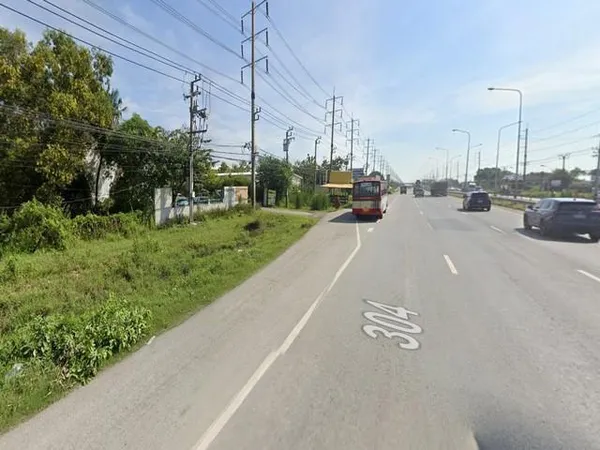 ขายที่ดินถมแล้ว 10 ไร่ ติดถนนสุวินทวงศ์ เขตมีนบุรี ใกล้แยกรามคำแหง และ CPF มีนบุรี