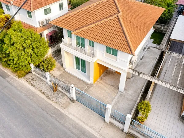 ปัญญาอินทรา ให้เช่าบ้านเดี่ยว2ชั้น3นอน2น้ำ ซาฟารีเวิลด์ 1.3 กม. 37ตร.ว. 160ตร.ม.คลองสามวา