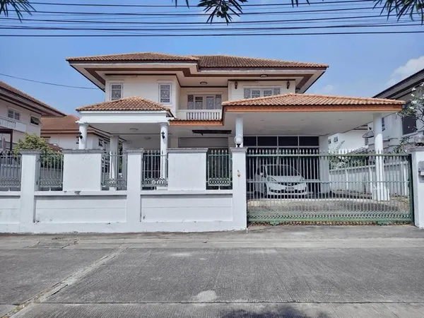 บ้านเดี่ยว 100 ตรว. 3 ห้องนอน 3 ห้องน้ำ หมู่บ้านธนาภิรมย์ ปิ่นเกล้า ห้องนอนเฟอร์นิเจอร์ครบพร้อมอยู่ (RH1581)