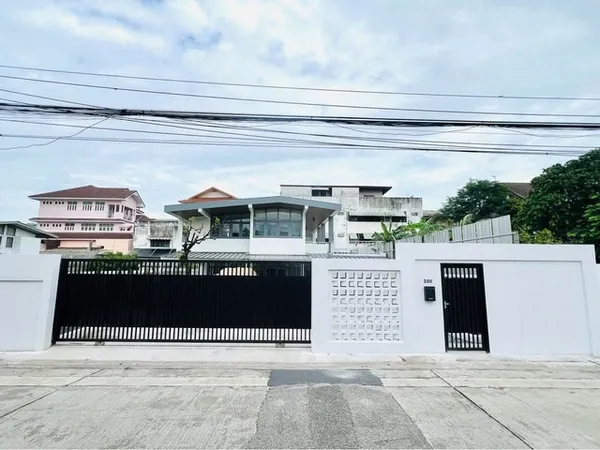 ให้เช่าบ้านเดี่ยว  บ้านประชานิเวศน์1 วิภาวดี ใกล้ ตลาดมาร์เช่ , ตลาดประชานิเวศน์ 1และ เดอะมอลล์ งามวงศ์วาน