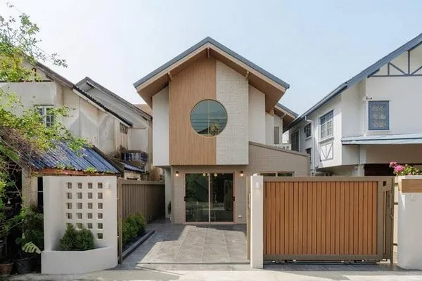 ขายบ้าน 2 ชั้น 30 ตร.ว. ซอยลาดพร้าว 93 รีโนเวทใหม่ สไตล์ Minimal Muji