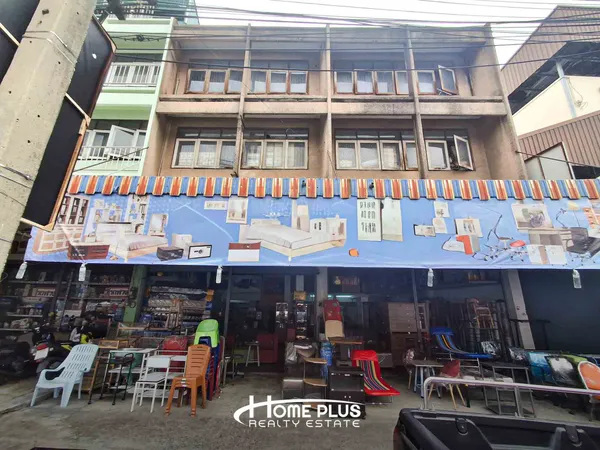 ขายอาคารพาณิชย์ 6 คูหา พร้อมกิจการ ติดถนนสุขุมวิท ศรีราชา ใกล้โรบินสัน