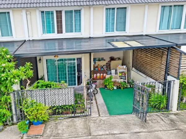 260822piaYing ให้เช่า ทาวน์เฮ้าส์ รพ.บางนา 5 800 ม.18ตร.ว.100ตร.ม. เทพารักษ์ ตลาดเรือบิน 1.5 กม. ให้เช่าทาวน์เฮ้าส์ 2 ชั