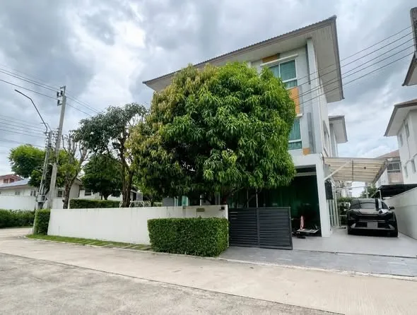 T26-1117 ขาย บ้าน โครงการ คาซ่า แกรนด์ สุขาภิบาล 5 13500000 บาท ชั้นทั้งหมด 3 ชั้น