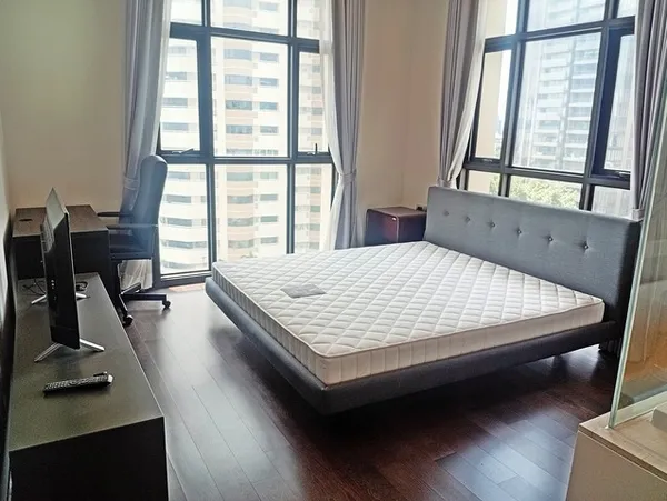 ข Super Luxury Condo ต้นซอยสุขุมวิท39 The XXXIX by Sansiri Duplex 2 ชั้น 107.2 ตรม.2bed 2baht ใกล้ btsพร้อมพงษ์ 250ม. โท