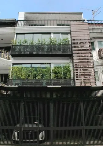 #ให้เช่าบ้าน 4 ชั้น ใจกลางอารีย์-พญาไท ซอยพหลโยธิน8 #เหมาะสำหรับทำAir-BNB ออฟฟิต #ใกล้BTSอารีย์ 095-164-2956 RR