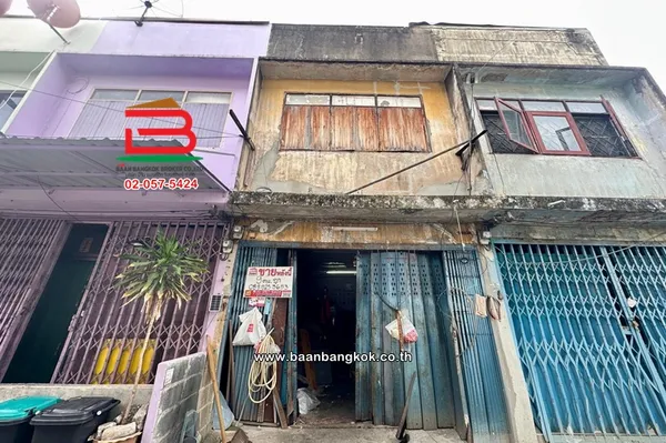 ตึกแถว 2 ชั้น เนื้อที่ 9 ตร.ว. ซอยจันทน์ 43 แยก 31, ใกล้วัดไผ่เงินโชตนาราม ถนนจันทร์ แขวงทุ่งวัดดอน เขตสาทร