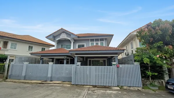 ขายบ้านเดี่ยว 4 ห้องนอน ทำเลดี รังสิต คลอง 3 (ภัสสร 12)
พื้นที่กว้าง 164 ตร.ม. ต่อเติมครบ เฟอร์ฯ แอร์ พร้อมเข้าอยู่