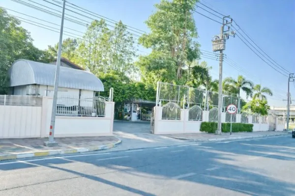 260829nnateskn ให้เช่า ที่ดิน ราชพฤกษ์ บางกร่าง ให้เช่าที่ดินพร้อมอาคาร เนื้อที่ 1 ไร่ 1 งาน 93 ตร.วา. ติดถนนใหญ่ 12 ห้อ