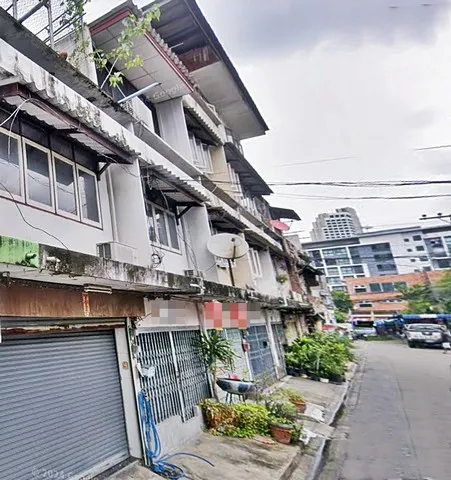 ตึกอินทามระ51 ขาย อาคารพาณิชย์ ตึก3ชั้น อินทามระ51 ใกล้MRTสุทธิสาร MRTห้วยขวาง ใกล้กับ MRTสุทธิสาร MRTห้วยขวาง 11 ตารางว