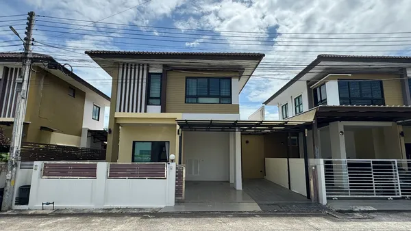 ขายบ้าน 2 ชั้น 40 ตร.ว. หมู่บ้านวาน่าบียอนด์ อ.เมืองระยอง ระยอง เจ้าของขายเอง