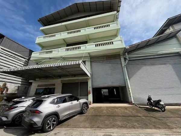 ให้เช่าโรงงาน/คลังสินค้า พื้นที่ใช้สอย 5,520 ตรม. ซอยเอกชัย 94 บางบอน กรุงเทพ