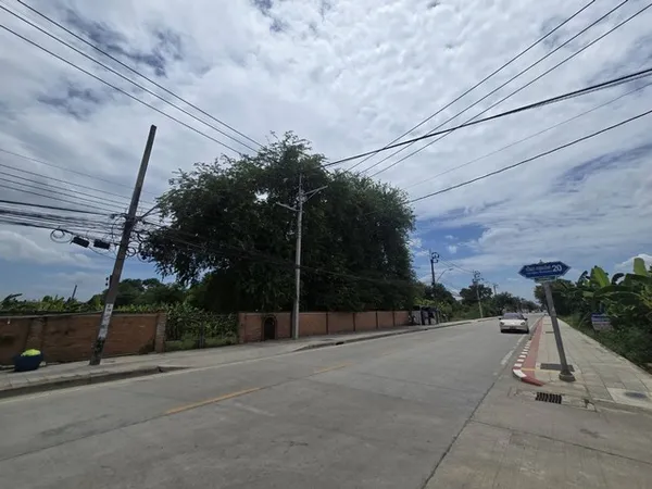 2342 ขาย ที่ดิน ที่ดิน ทวีวัฒนา-กาญจนาภิเษก ชั้นทั้งหมด 1 ชั้น กรุงเทพ ตลิ่งชัน 118320000 บาท