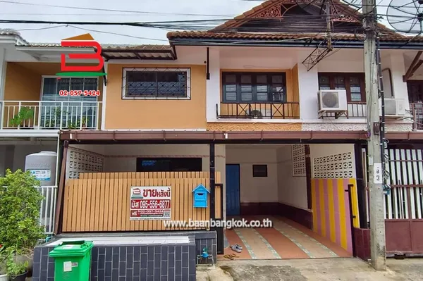ทาวน์เฮาส์ หมู่บ้านพฤกษา 3 บางบัวทอง (ซอยวัดลาดปลาดุก) เนื้อที่ 18 ตรว. ใกล้เทศบาลบางคูรัด ถนนกาญจนาภิเษก ตำบลบางคูรัด อำเภอบางบัวทอง จังหวัดนนทบุรี