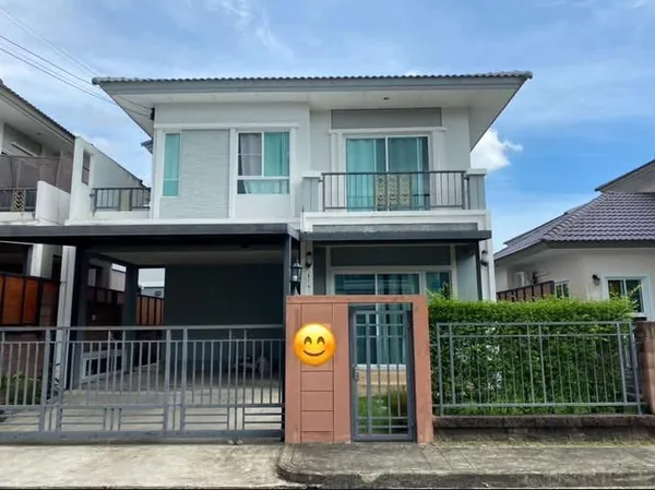 MHR260 ให้เช่าบ้านเดี่ยว ภัสสร เพรสทีจ ลุกซ์ พัฒนาการ 38 - 44 เฟอร์นิเจอร์และเครื่องใช้ไฟฟ้าครบชุด (ทีวี ตู้เย็น เครื่องซักผ้า แอร์ทุกห้อง) ที่ดิน 38 ตร.วา 3 ห้องนอน 2 ห้องน้ำ จอดรถ 2 คัน ทำเลดีเชื่อม