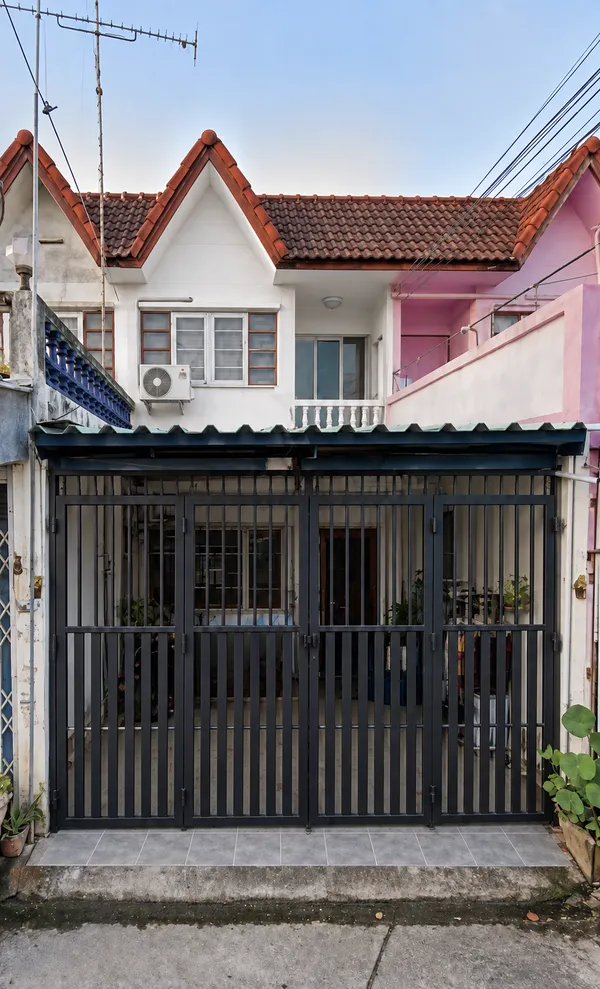 ขายบ้าน 1,730,000 บาท ขายทาวน์เฮาส์  ในตัวเมืองนครปฐม พื้นที่ 24 ตร.ว