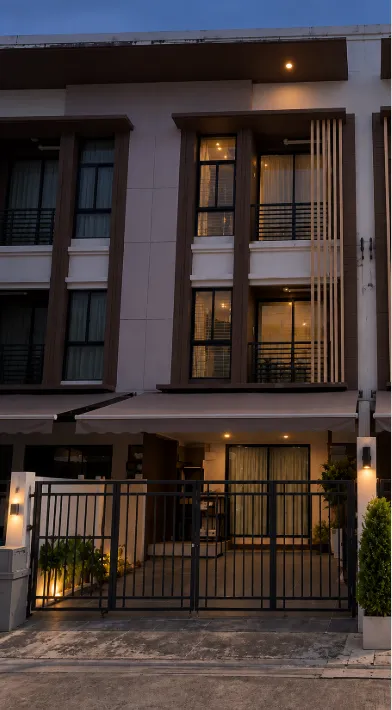 ขายทาวน์โฮม 3 ชั้น บ้านกลางเมือง กัลปพฤกษ์ —ทาวน์โฮม 3 ชั้น หลังมุม
เนื้อที่ 16 ตร.ว. ขาย!!! 4,000,000 บาท 
3 ห้องนอน
3 ห้องน้ำ