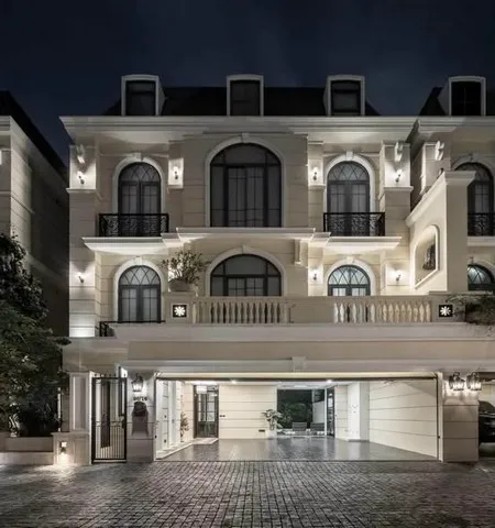 ขาย/ให้เช่าบ้านเดี่ยว สุดหรูใจกลางเอกมัย An Ultra Luxury House in Ekkamai 22