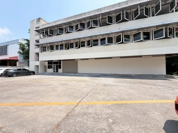ให้เช่าอาคาร 3 ชั้น 1,180 ตร.ม. ย่านราชวัตร สามเสน ถนนพิชัย แขวงถนนนครไชยศรี