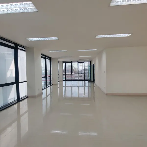 ให้เช่าพื้นที่สำนักงาน โครงการมหาทุนพระราม 3 ใกล้ Central Rama 3 ชั้น4 พร้อมลิฟท์ และที่จอดรถ ออฟฟิศสำนักงาน