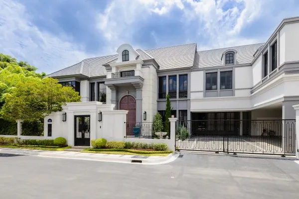 H00601 ขาย บ้านเดี่ยว 2 ชั้น หมู่บ้านนาราสิริ พหล-วัชรพล Narasiri Phahol-Watcharapol ถนนสุขาภิบาล 5 

บ้านหรูแต่งเต็มหลังใหญ่ 658 ตร.ม. ตกแต่งไปกว่า 35 ล้านบาท
