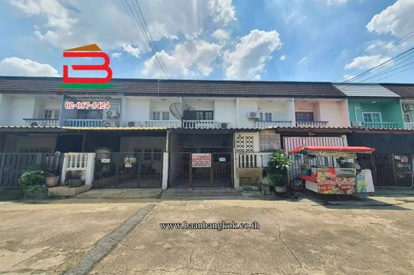 ทาวน์เฮาส์ หมู่บ้าน สินทรัพย์นคร เนื้อที่ 18 ตรว. ซอยเทพรักษ์ 20 แขวงคลองถนน เขตบางเขน