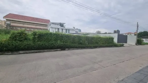 ให้เช่า #ที่ดินเปล่า ซอยราชวินิตบางแก้ว หลังเมกาบางนา #ใกล้โรงเรียนราชวินิตบางแก้ว #ย่านบางนา 095-1642956 ZZZ