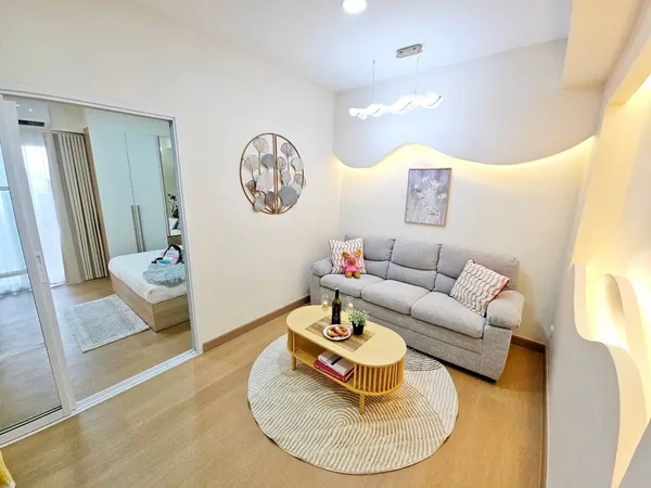 ????ให้เช่า คอนโดเรือนคำทาวเวอร์ ห้องรีโนเวทใหม่ Minimal ห้องสวยพร้อมอยู่
????รับยะระสั้น ตั้งแต่ 3 เดือนขึ้นไป ???? ทำเลทอง ใจกลาง นิมมาน