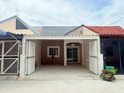 โปรแรง! ลดทันที 200,000 บาท บ้านชั้นเดียวรีโนเวทใหม่ทั้งหลัง ทำเลตรงข้ามโกลบอลเฮ้าส์ ชลบุรี ใกล้เซ็นทรัล